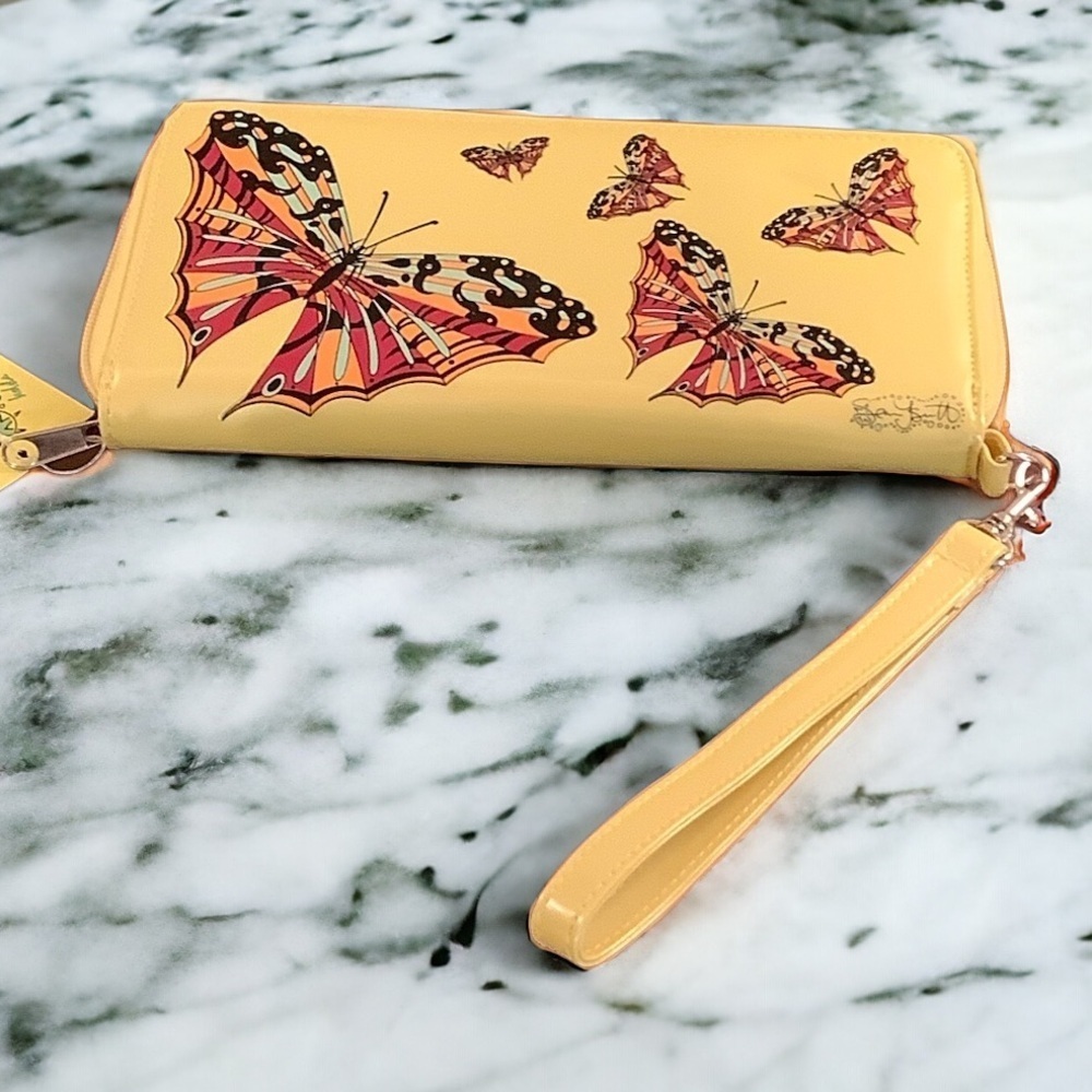 Yseult Designs Vintage Clutch Wallet